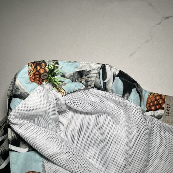 iLot Mens Swim Trunks L Mesh Liner Pockets Board Shorts Elephants Pineapples EUC - Picture 4 of 12